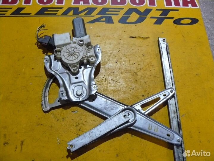 Стеклоподъемник левый передний Toyota Corolla E12