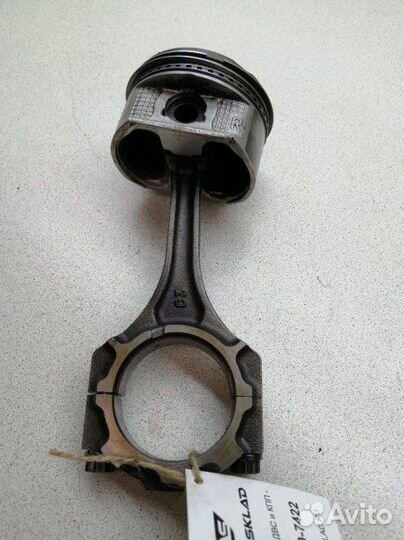 Поршень с шатуном правый Toyota Harrier MCU10W