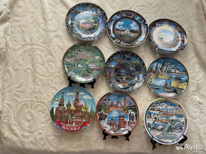 Сувенирные тарелки из разных стран