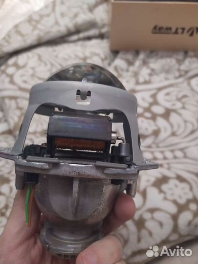 Биксеноновые линзы 3 дюйма от Ниссан pathfinder