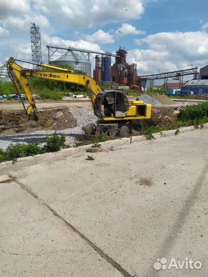 Услуги экскаватора