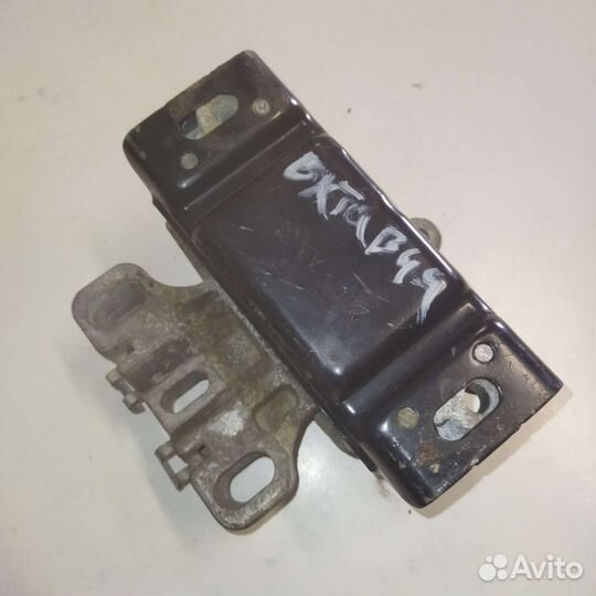 Опора двигателя Skoda Octavia A4