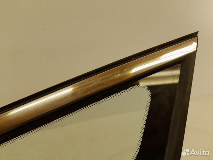 Стекло двери переднее левое Kia Ceed 2 2012-2018