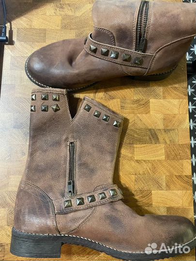 Продаю новые кожаные полусапоги