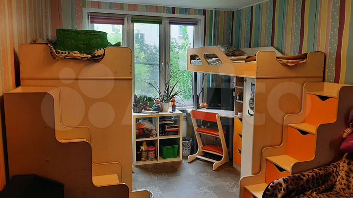 2-к. квартира, 43 м², 3/5 эт.