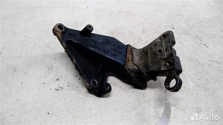 Кронштейн двс правый Opel Astra G 98-05г