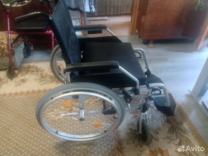 Коляска инвалидная