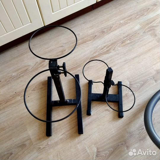 Подставка под миски