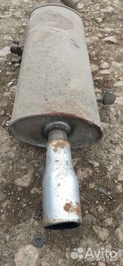 Задняя часть глушителя ниссан санни n13 хэтчбек