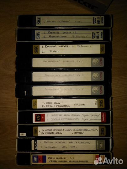 Видеокассеты VHS продам