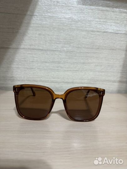 Солнцезащитные очки gentle monster