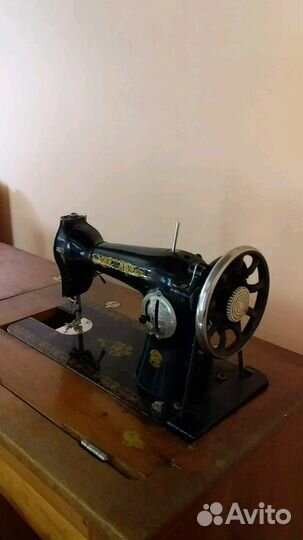Швейная машинка Подольский механический завод М И