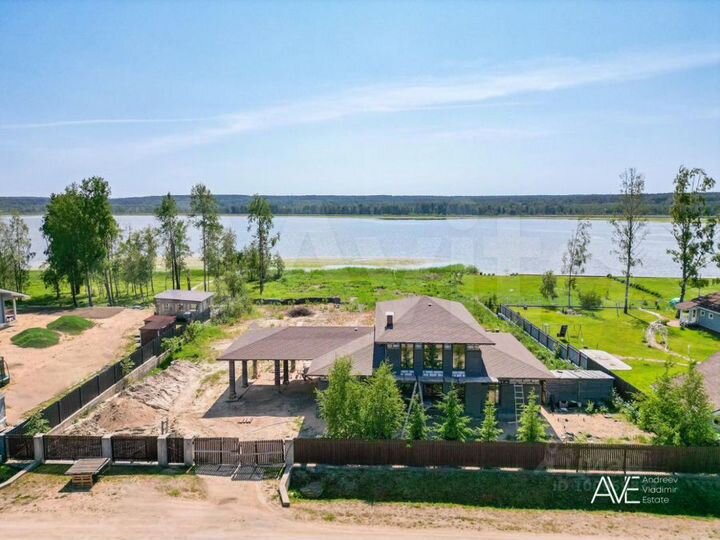 Дом 250 м² на участке 30 сот.