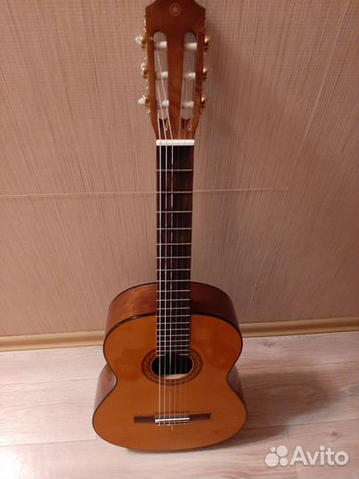 Классическая гитара yamaha c70