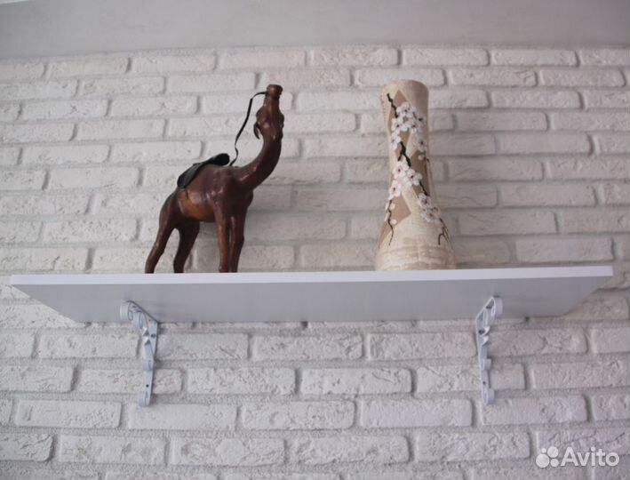 Полка настенная с кронштейнами новая