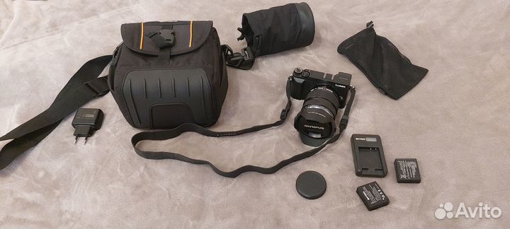 Panasonic GX80 + Olympus 12-40 f2.8