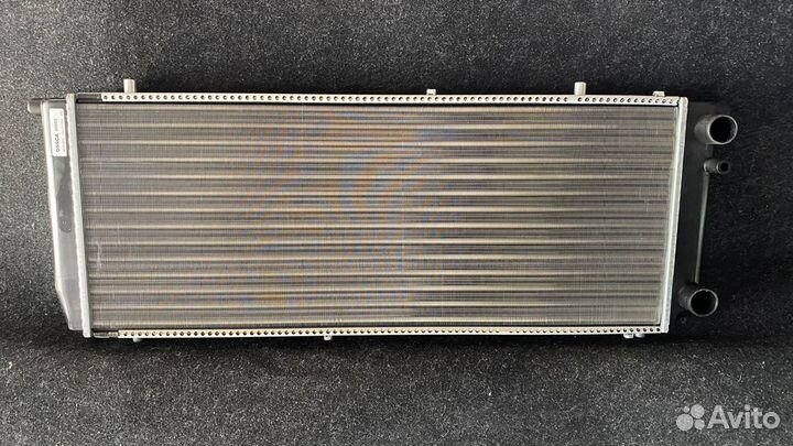 Радиатор ож 443 121 253 C audi 100