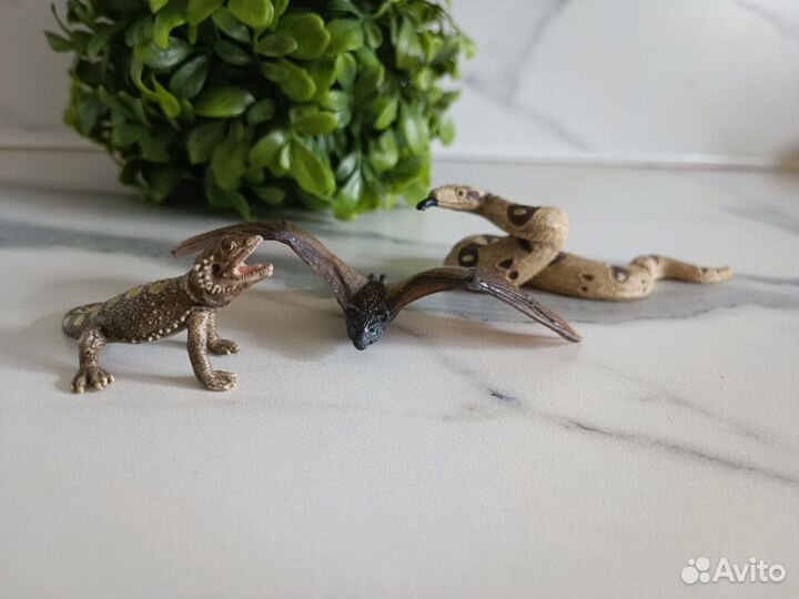 Фигурки Schleich змея, ящерица, мышь