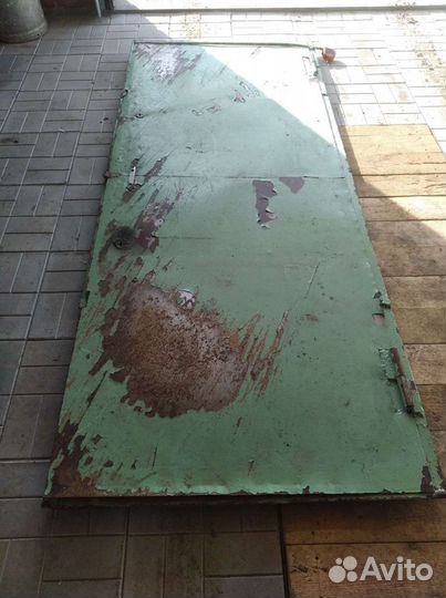 Дверь металлическая