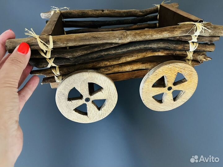 Телега интерьерная