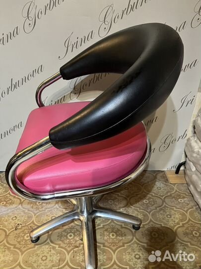 Парикмахерское кресло