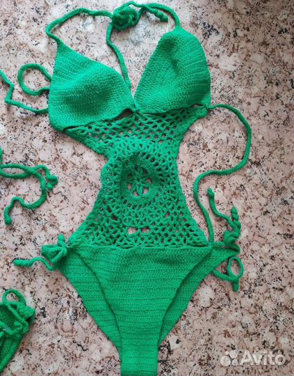 Купальник вязаный 40-42, на девочку 3-4 года