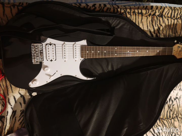 Гитара и 35ватный комбоусилитель