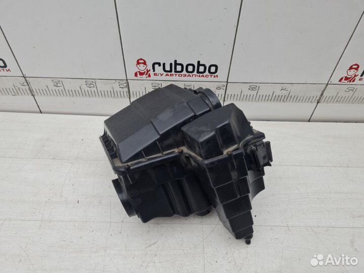 Корпус воздушного фильтра Land Rover Discovery 4