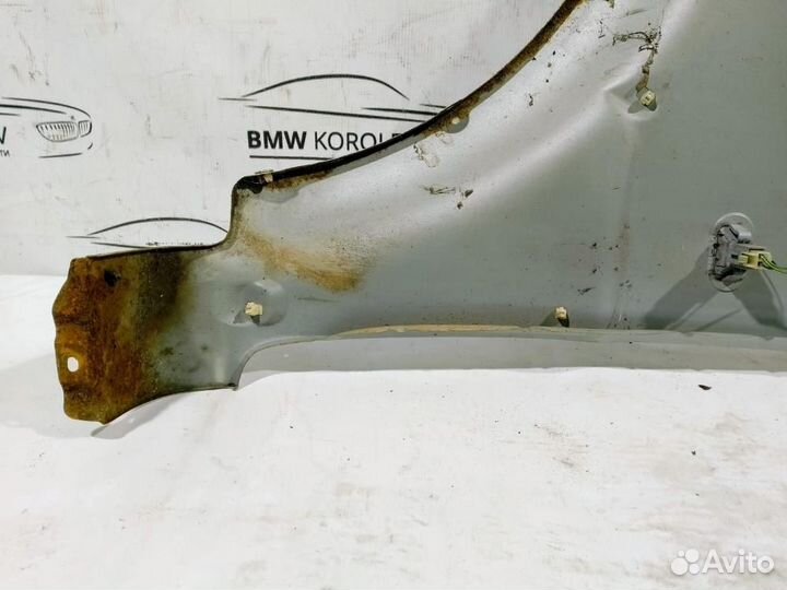 Крыло переднее правое дефект Suzuki Jimny