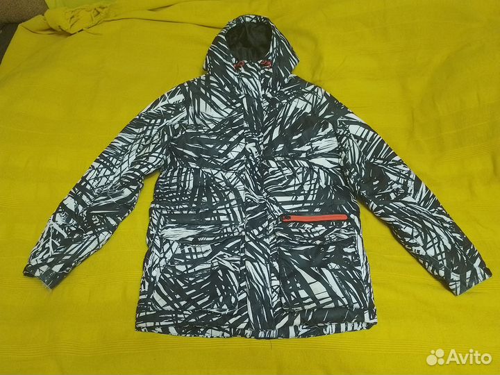 Сноубордическая горнолыжная куртка р-р 48(М)