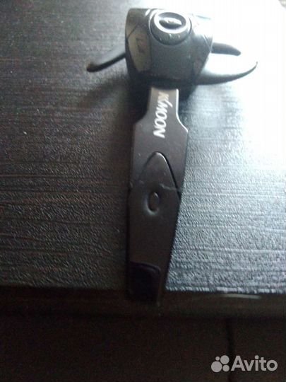 Блютуз гарнитура