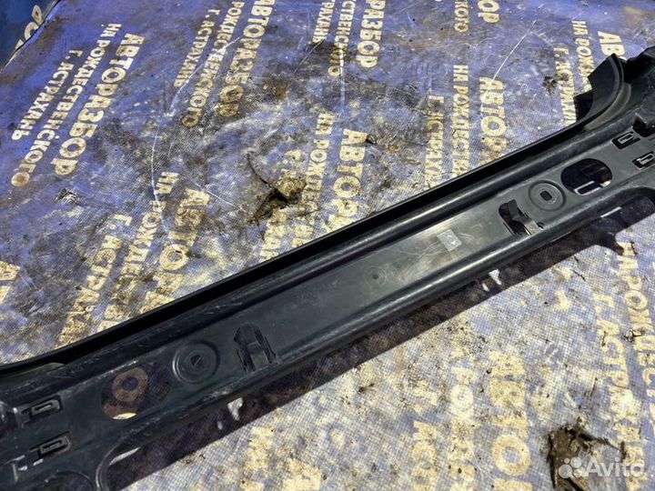 Крепление заднего бампера Bmw E60 седан 2005