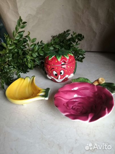 Бананы, роза, клубника ваза для фруктов, варенница