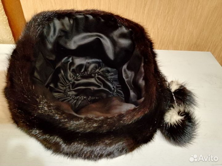 Шапка зимняя меховая женская