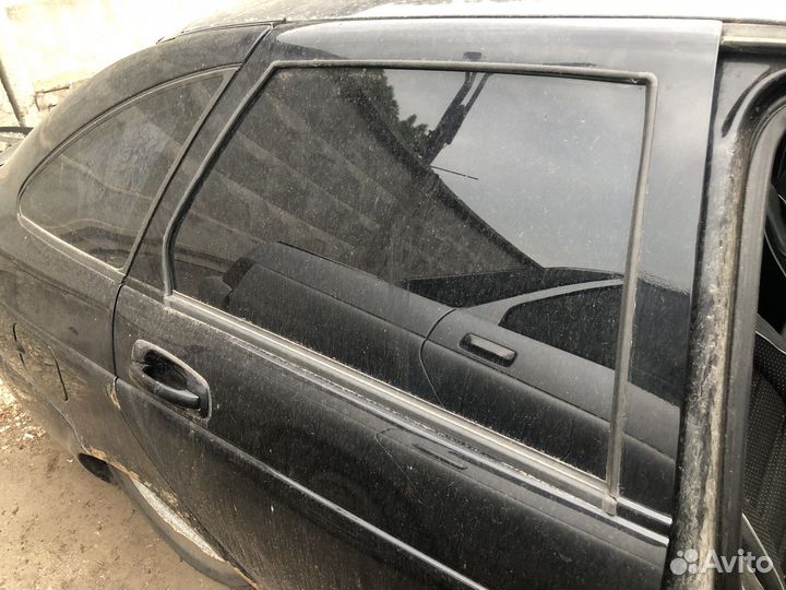 Боковое стекло LADA Priora