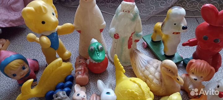 Игрушки СССР дутый и колкий пластик
