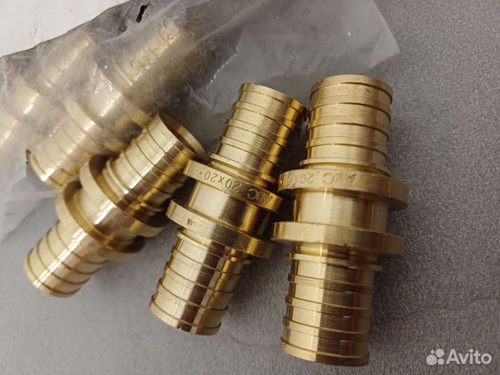 Угольник аксиальный 90 20x20ABC-F-12020