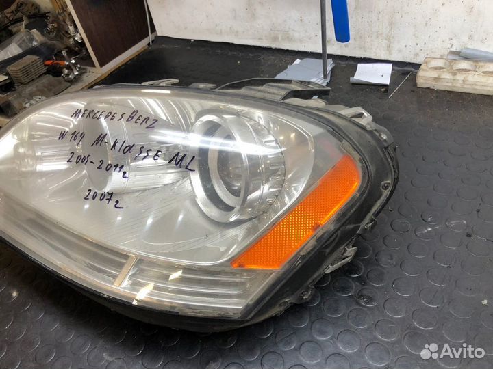 Фара галоген (передняя) левая Mercedes ML W164
