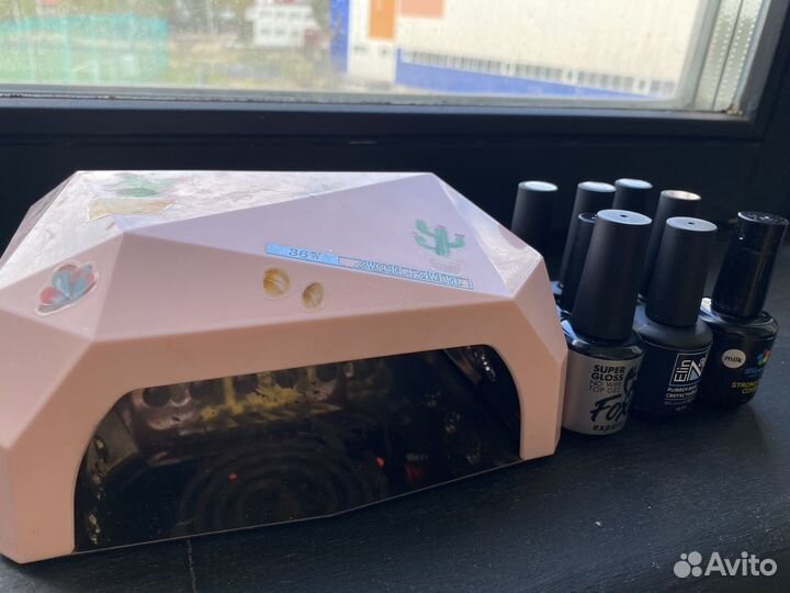 Лампа для ногтей