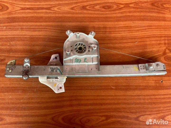 Стеклоподъемник передний правый Hyundai Creta