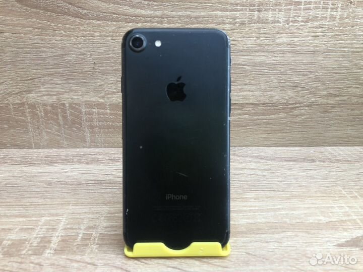 iPhone 7, 32 ГБ