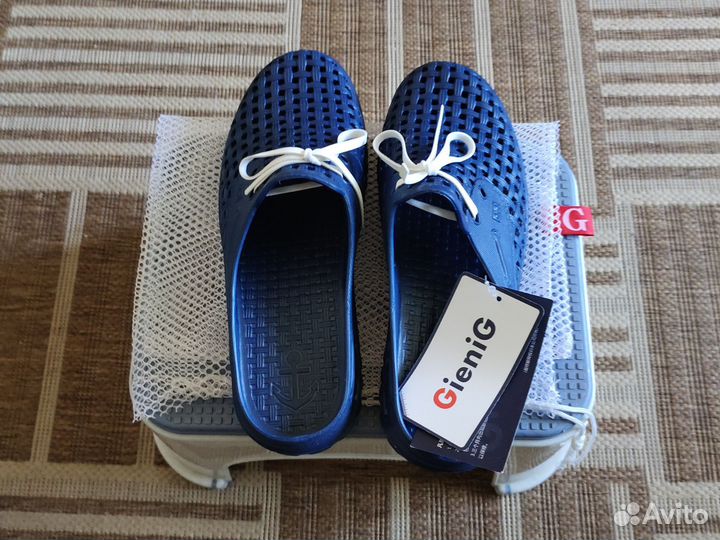 Сланцы пляжные женские