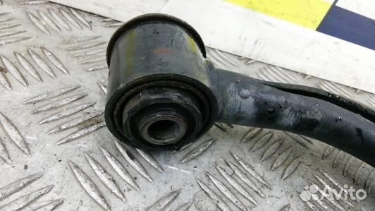 Рычаг передний верхний левый toyota FJ cruiser (82