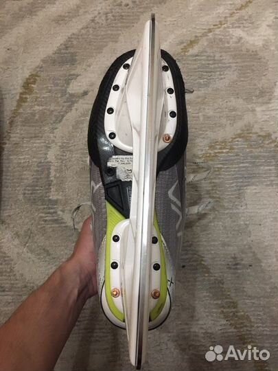 Коньки хоккейные Bauer hyperlite 8,5 fit2