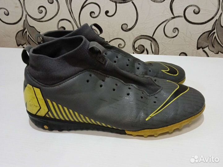 Сороконожки nike mercurial 37 размер
