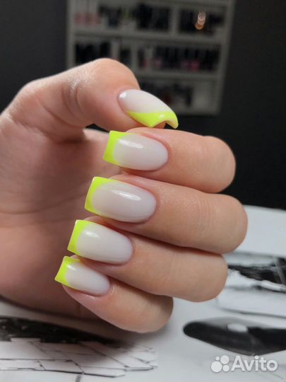 Маникюр/педикюр