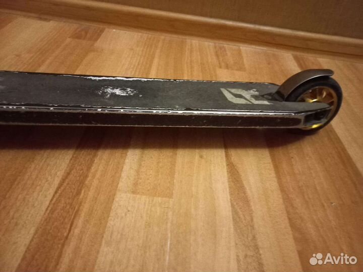 Трюковой самокат