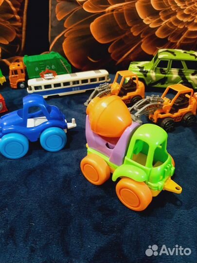 Машинки игрушка