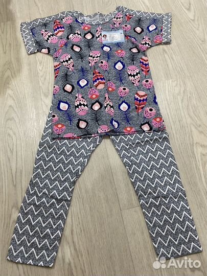 Костюм для девочки новый