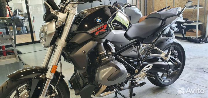 Мотоцикл BMW R1250R